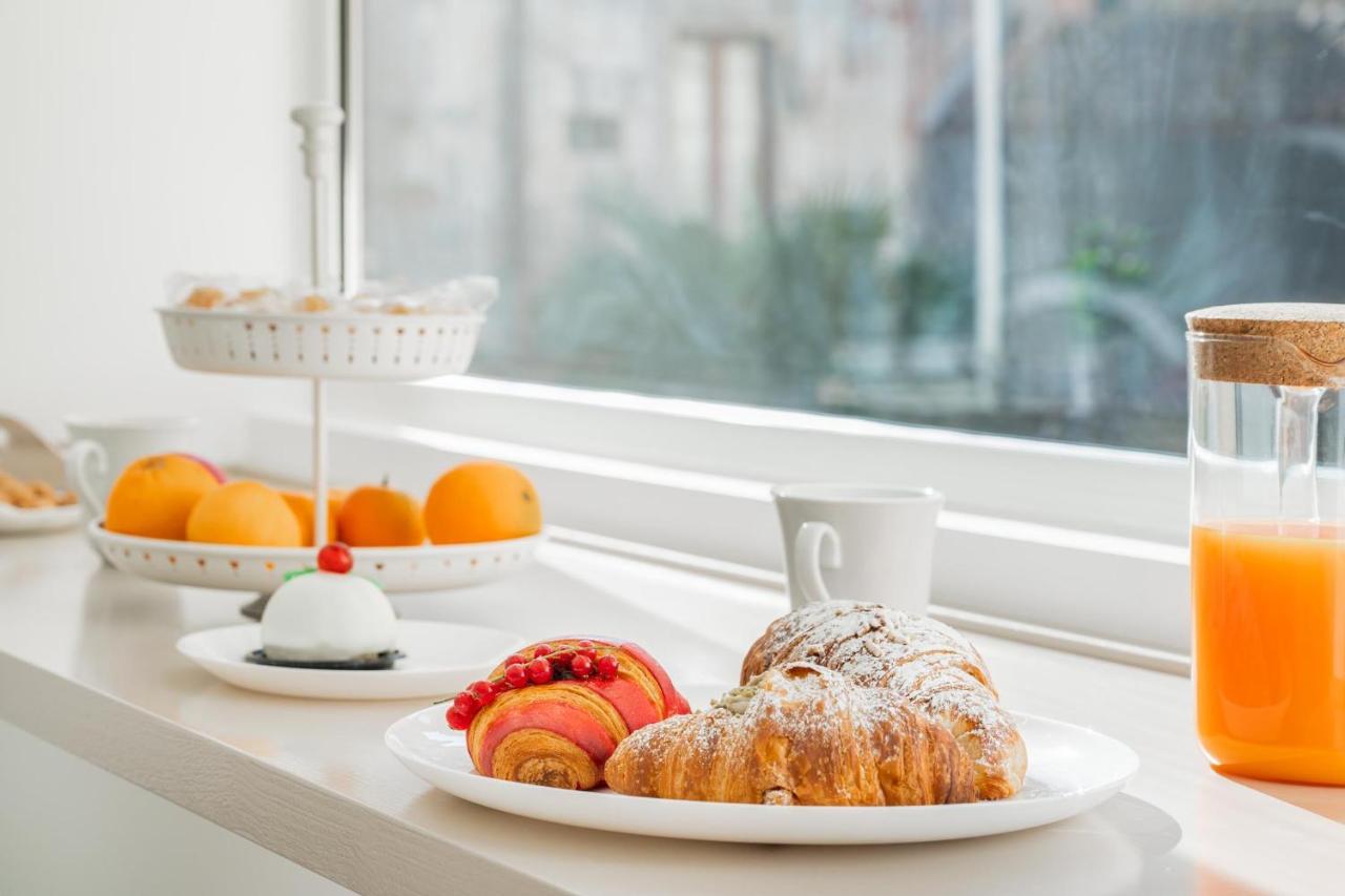 Palazzobellini Bed & Breakfast Catania Bagian luar foto
