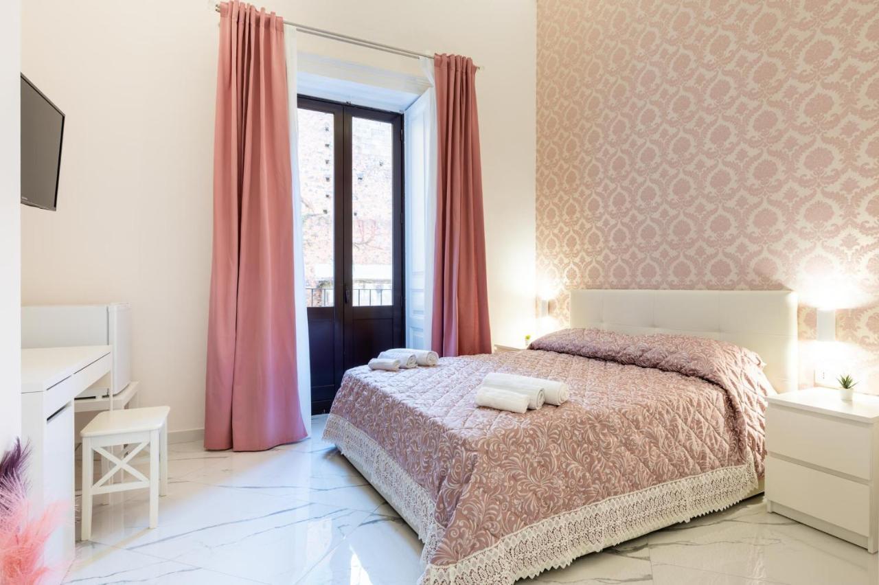Palazzobellini Bed & Breakfast Catania Bagian luar foto