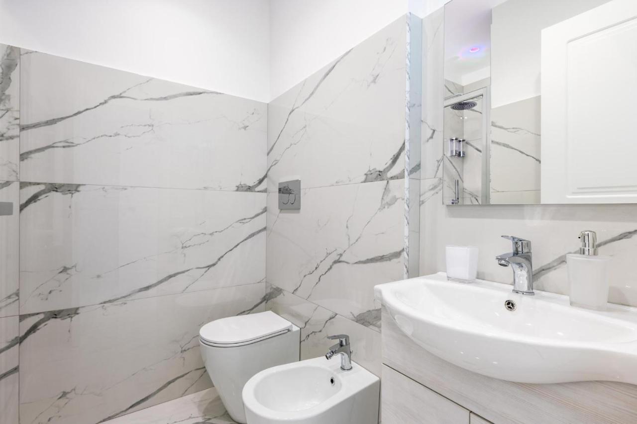 Palazzobellini Bed & Breakfast Catania Bagian luar foto