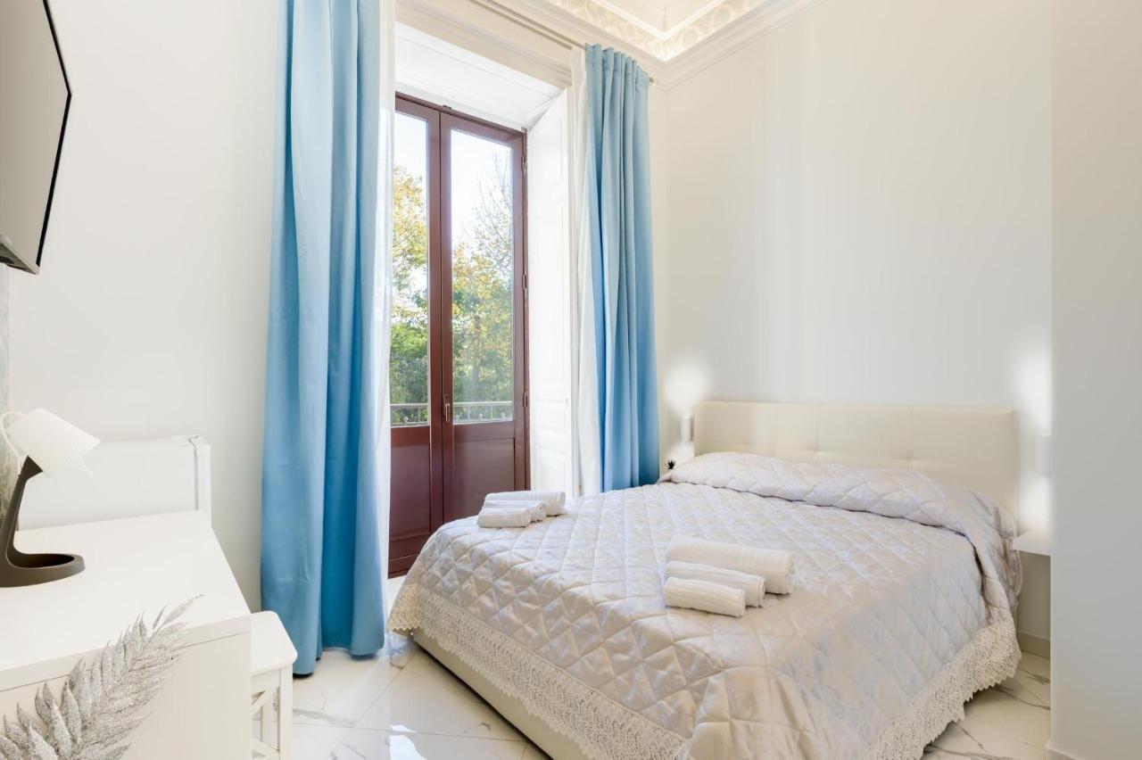 Palazzobellini Bed & Breakfast Catania Bagian luar foto