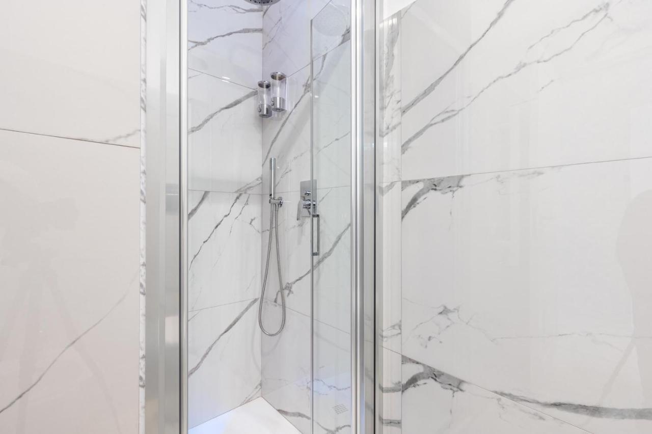 Palazzobellini Bed & Breakfast Catania Bagian luar foto