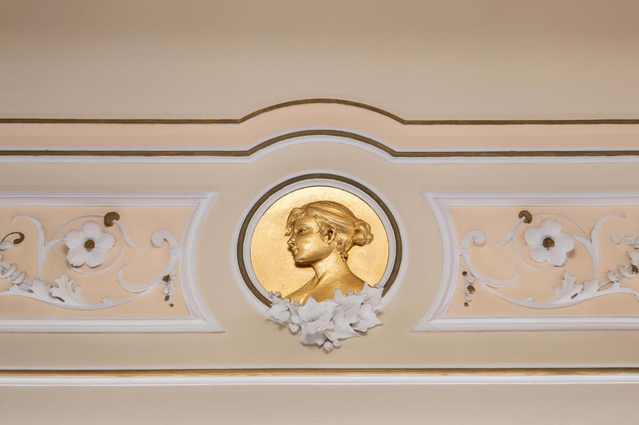 Palazzobellini Bed & Breakfast Catania Bagian luar foto