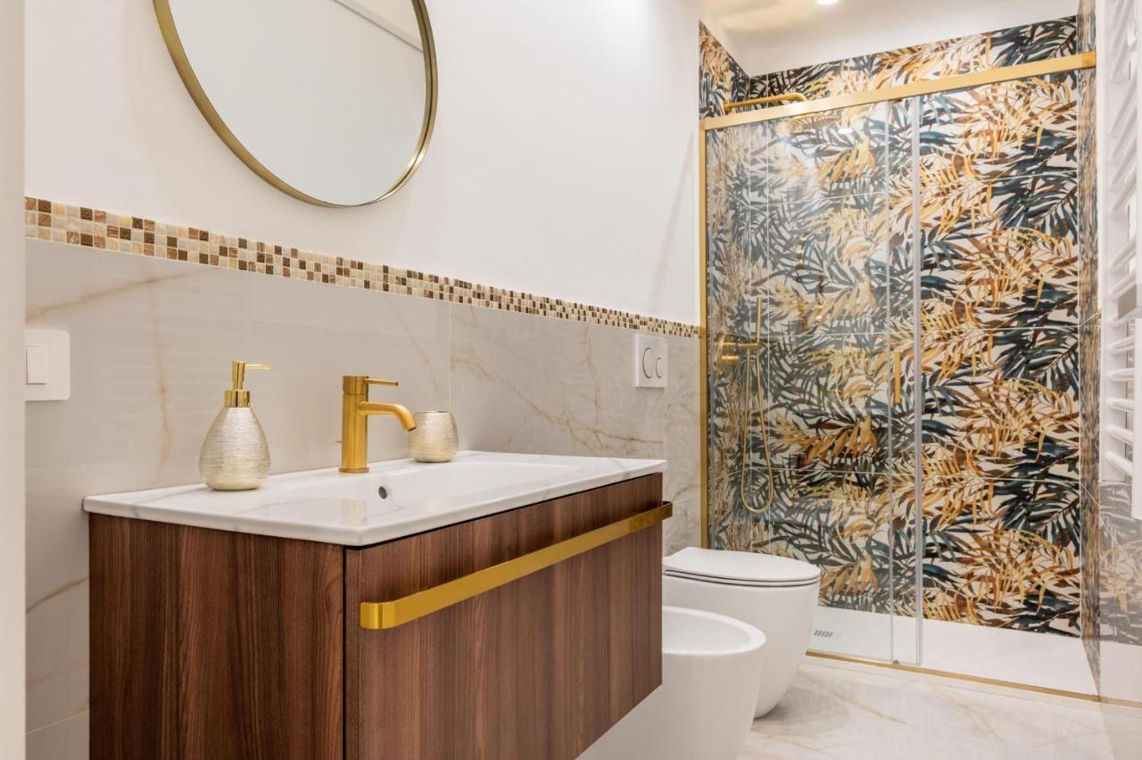 Palazzobellini Bed & Breakfast Catania Bagian luar foto